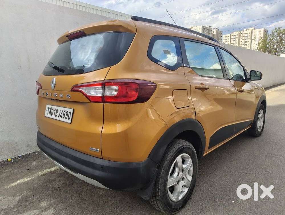 Renault Triber Rxz, 2019, Petrol