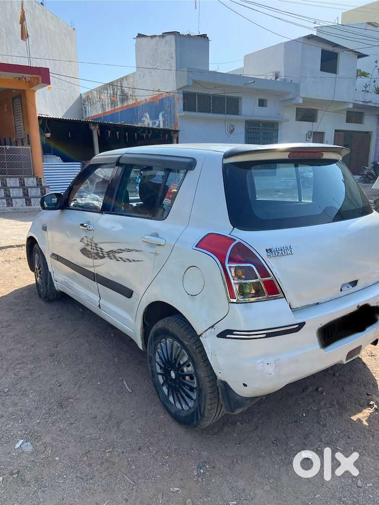 2013 Maruti Swift Amt