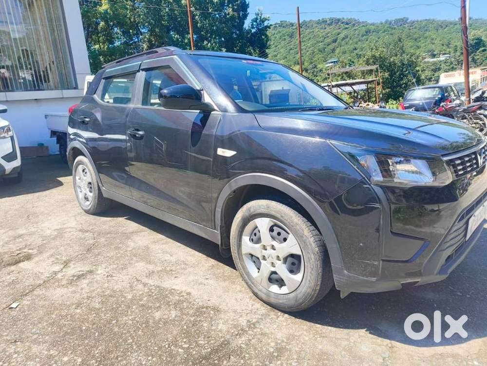 Mahindra Xuv300 W6, 2023, Petrol