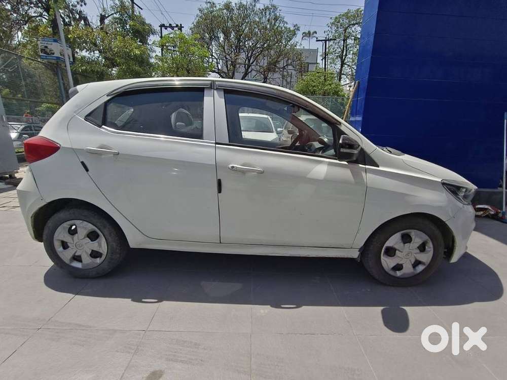 Tata Tiago 1.2 Revotron Xt, 2021, Petrol