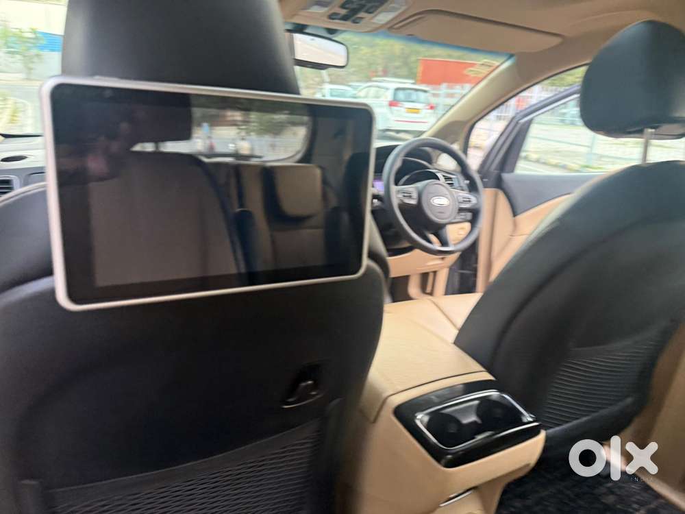Kia Carnival Limousine Plus 7 Str, 2020, Diesel