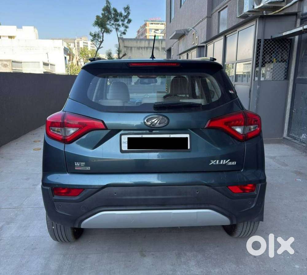 Mahindra Xuv300 1.2 W8 (o) Amt Petrol, 2021, Petrol