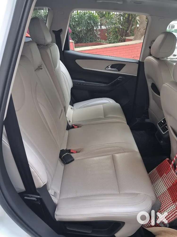 Mahindra Xuv700 – Excellent Condition  Single Owner  Well Maintained