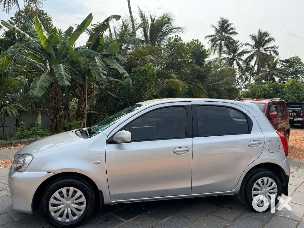 Toyota Etios Liva, 2013