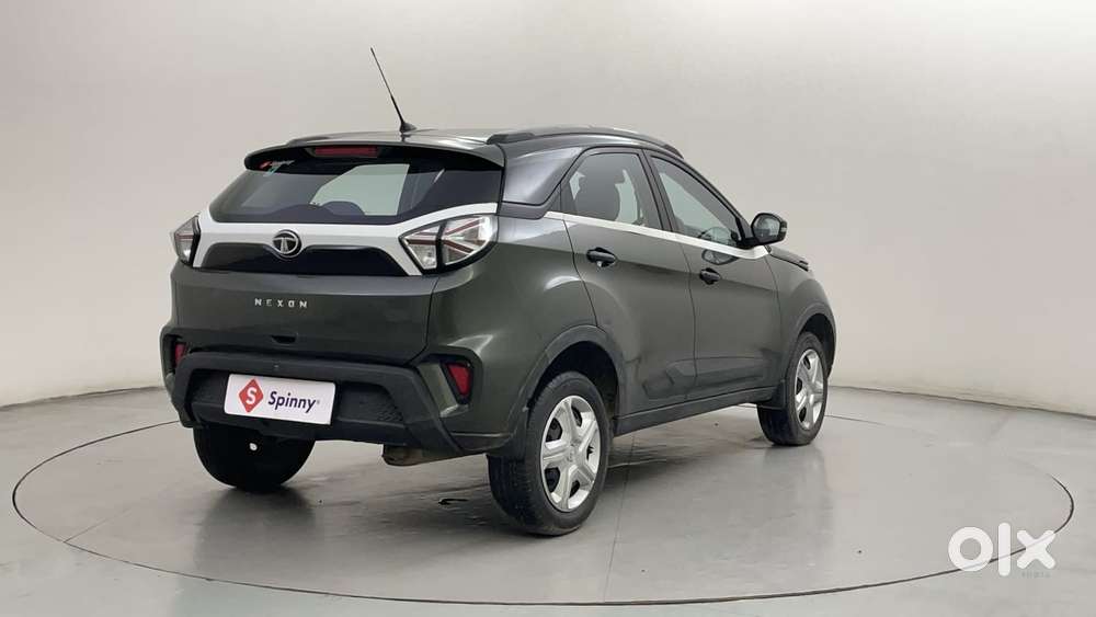 Tata Nexon 1.2 Revotron Xm (s), 2022, Petrol