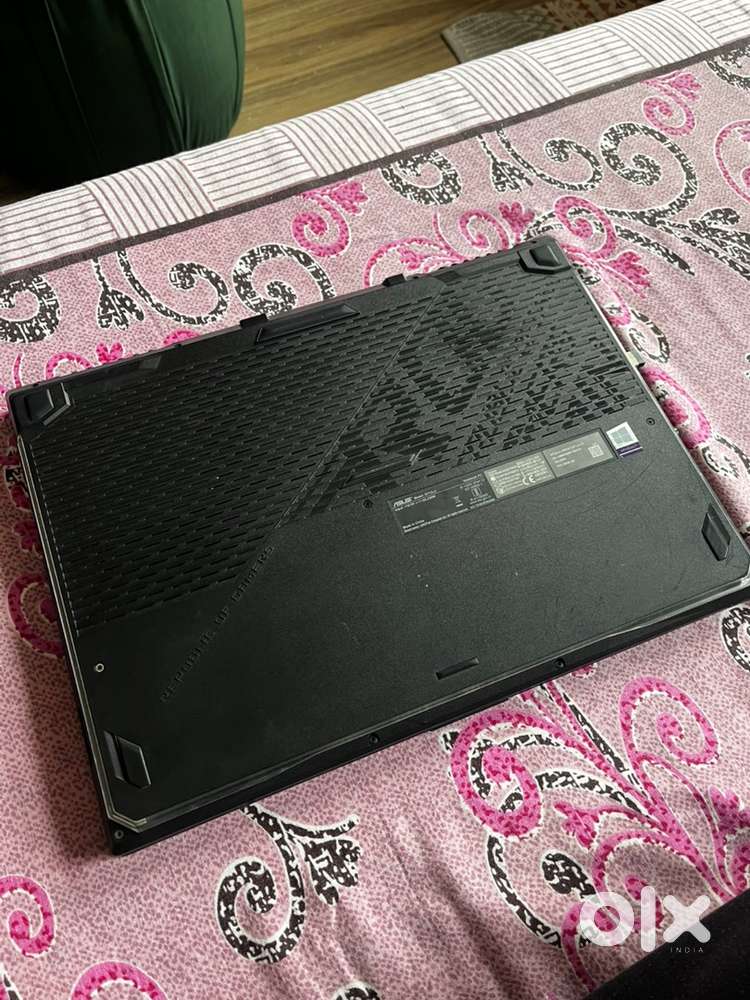 ASUS ROG Strix G17  i7  GTX 1660 Ti 6GB  16GB RAM  512GB SSD