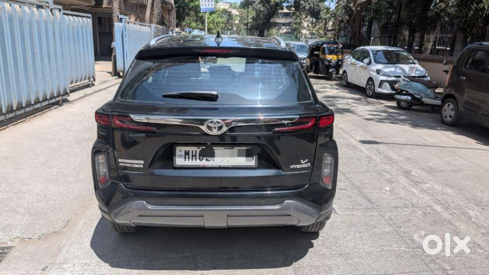 Toyota Urban Cruiser Hyryder 1.5 V Hybrid, 2023, Petrol