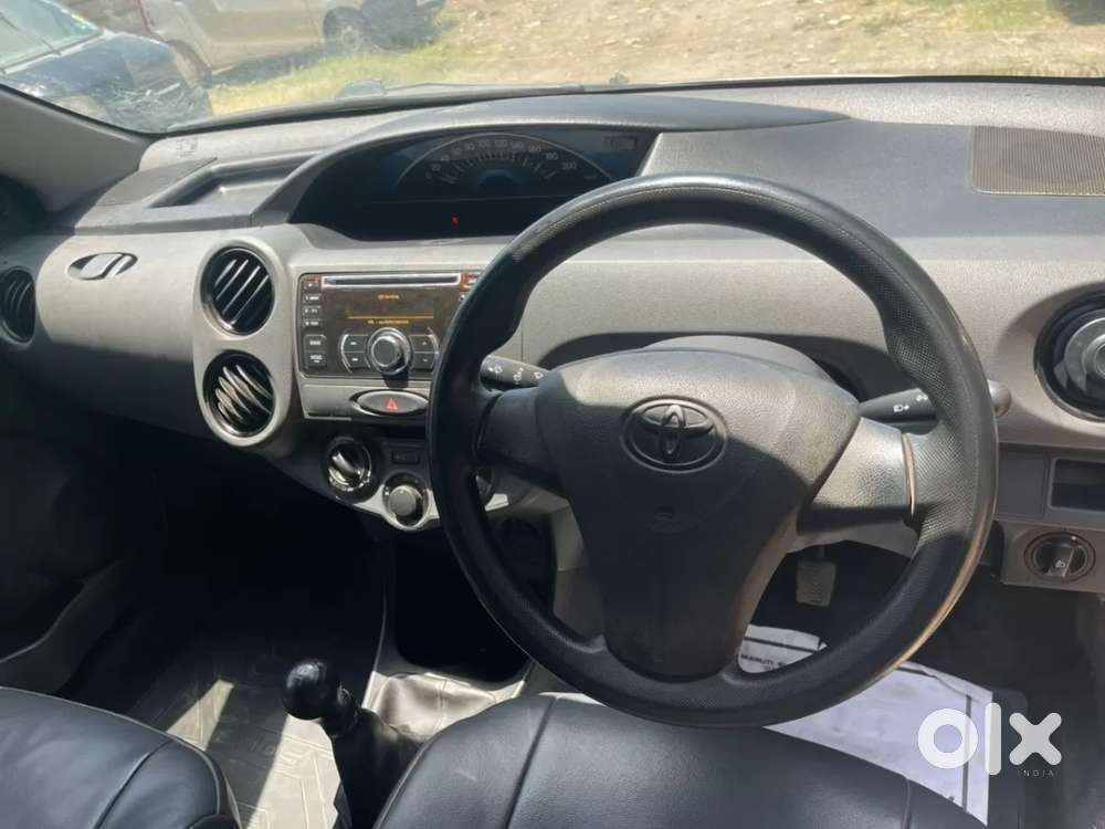 Toyota Etios Xclusive Petrol, 2013, Petrol