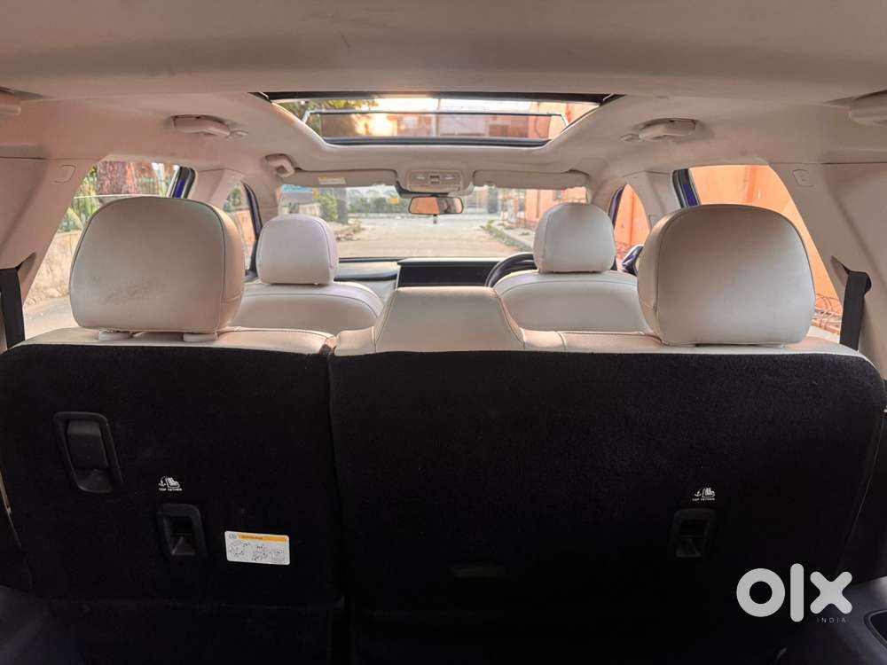 Mahindra Xuv700 2.0 Ax 7 Petrol At Str, 2021, Petrol