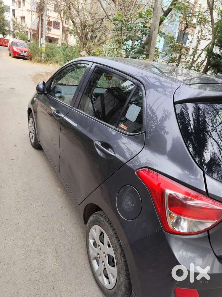 Hyundai Car 2015 Petrol