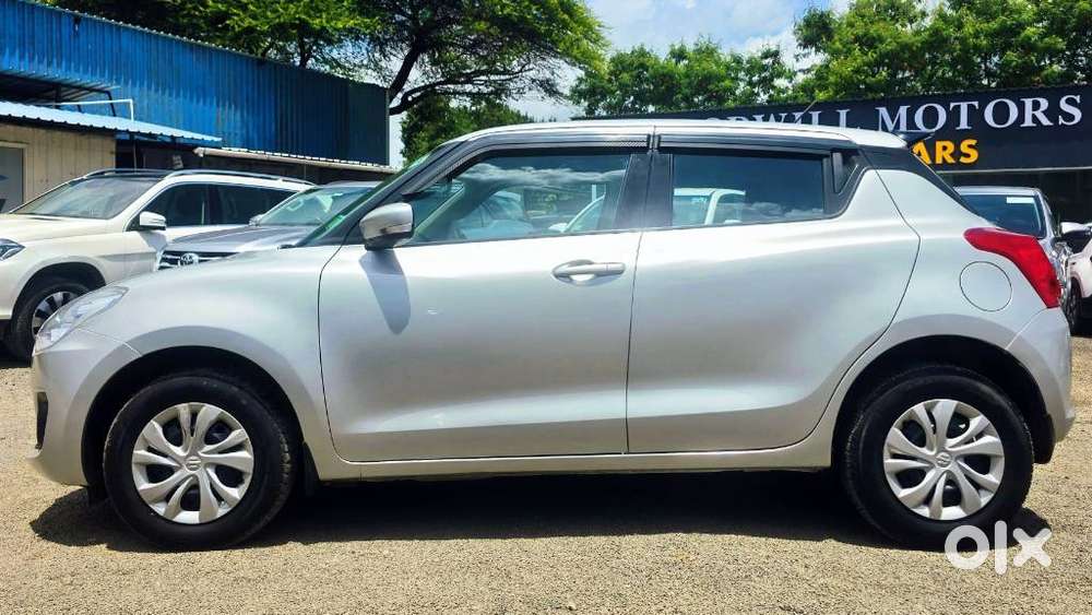 Maruti Suzuki Swift Vxi + Manual, 2023, Cng & Hybrids