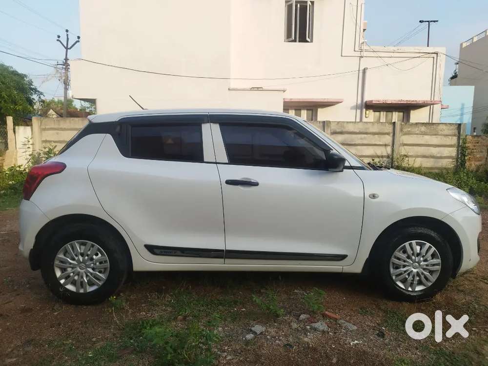 Maruti Suzuki Swift Lxi 2019