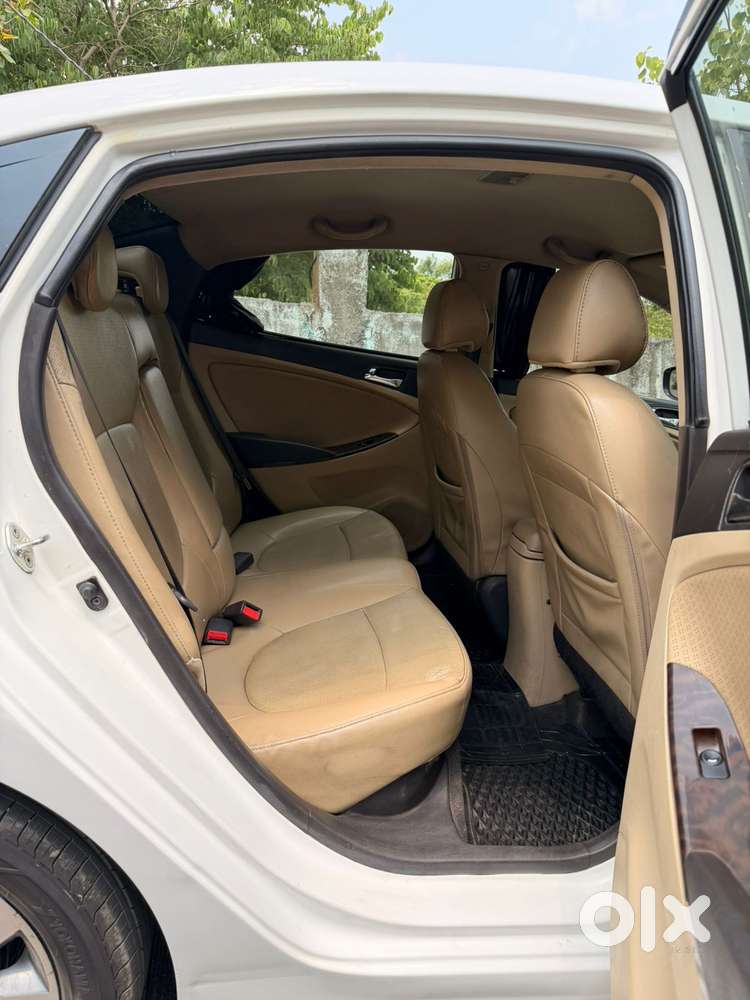 Hyundai Verna Fluidic 1.6 Crdi Sx Opt, 2015, Diesel