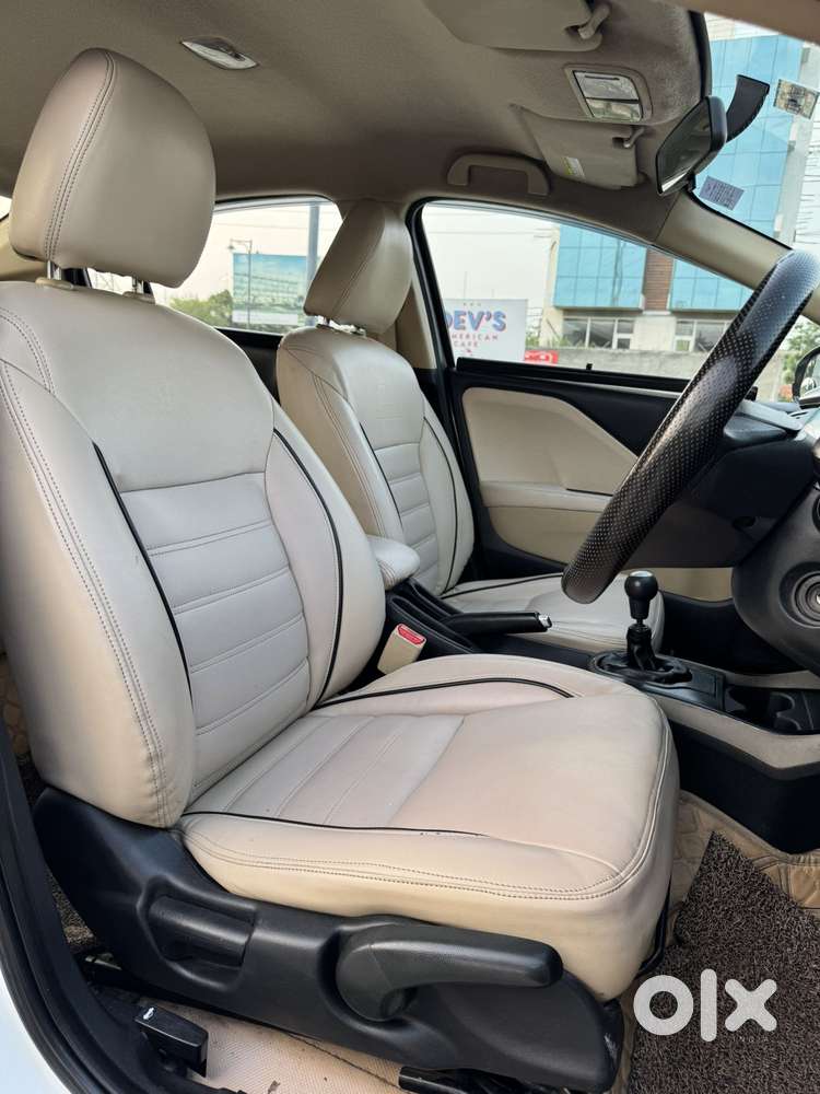 Honda City I-vtec Sv, 2018, Petrol