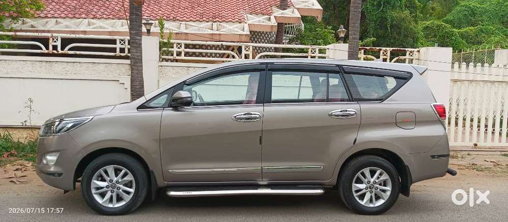 Toyota Innova Crysta 2.4 V, 2018, Diesel