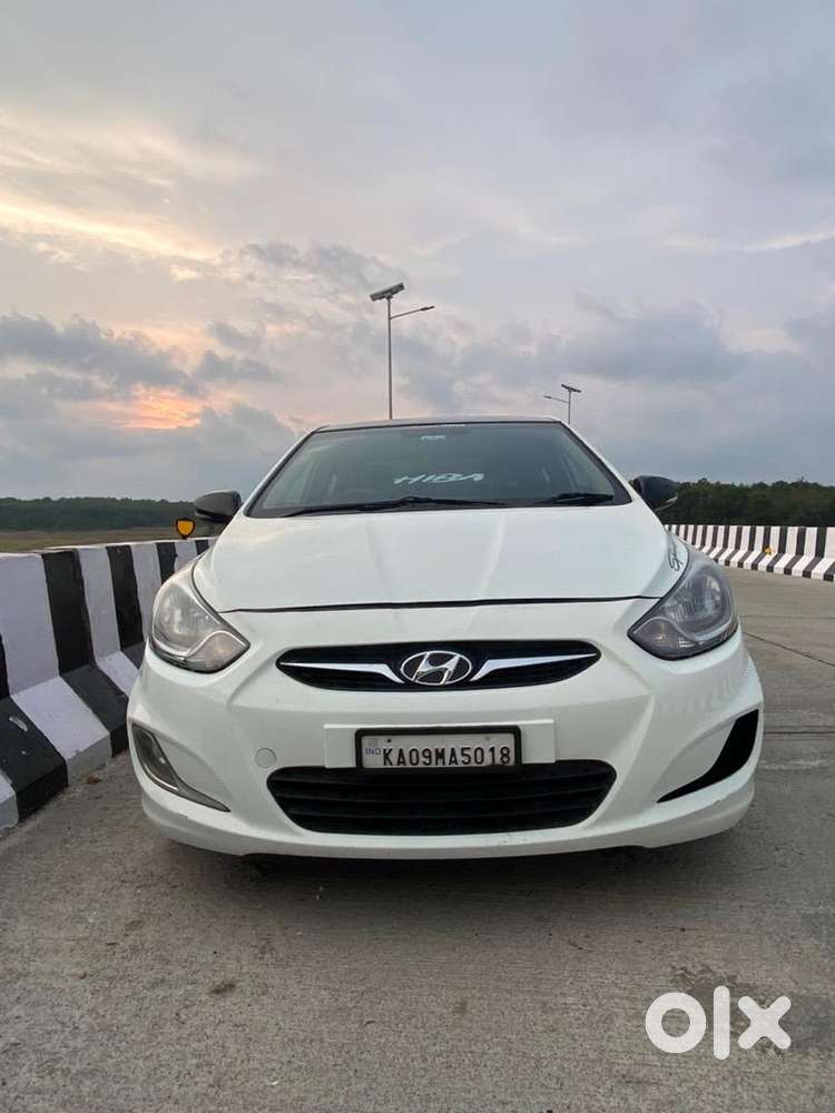 Hyundai Fluidic Verna 2013