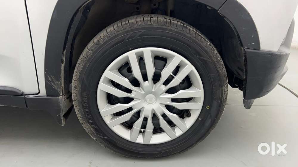 Mahindra Kuv 100 Mfalcon G80 K6, 2016, Petrol
