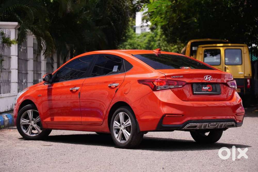 Hyundai Verna 1.5 Sx (o) Vtvt Ivt, 2018, Petrol