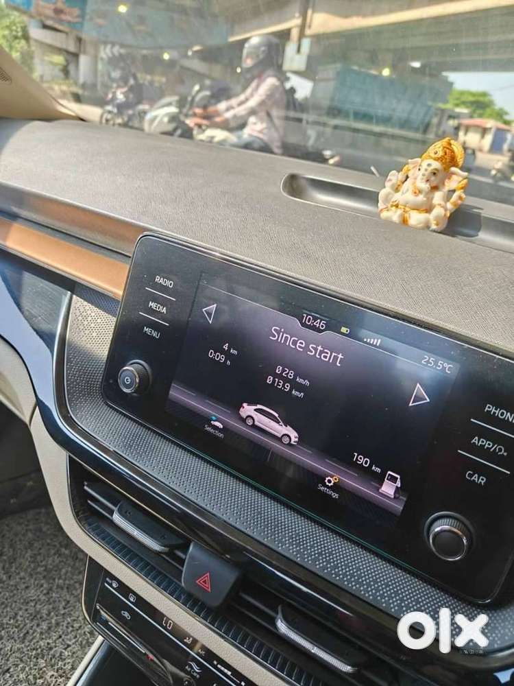 Skoda Slavia Style 2023 Top End