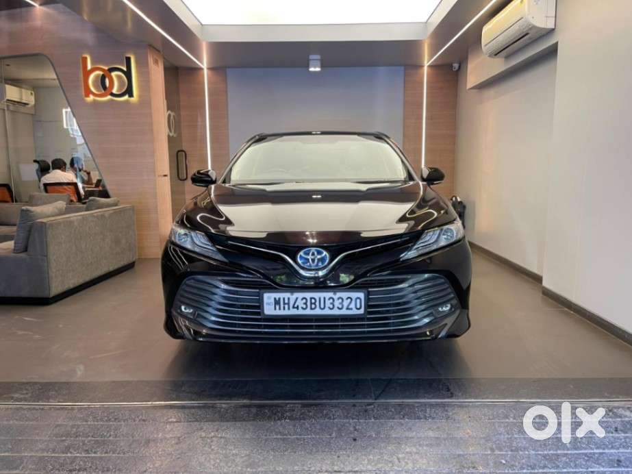 Toyota Camry Hybrid, 2020, Cng & Hybrids