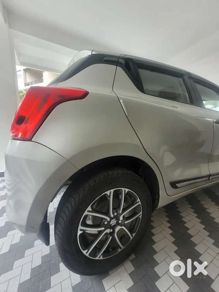 Silver 2018 Maruti Suzuki Swift