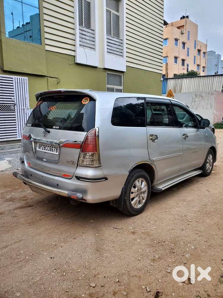 Toyota Innova 2.5 Vx 8 Str, 2009, Diesel