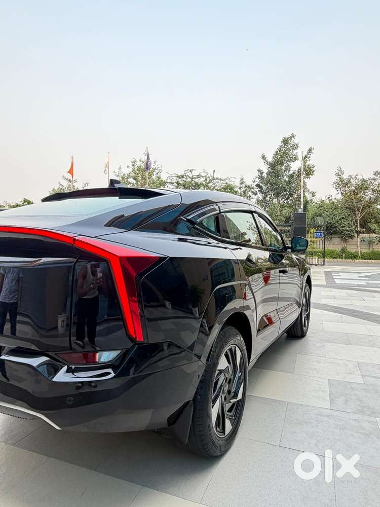 Mahindra Xev 9e Three B79 Kwh, 2025, Electric