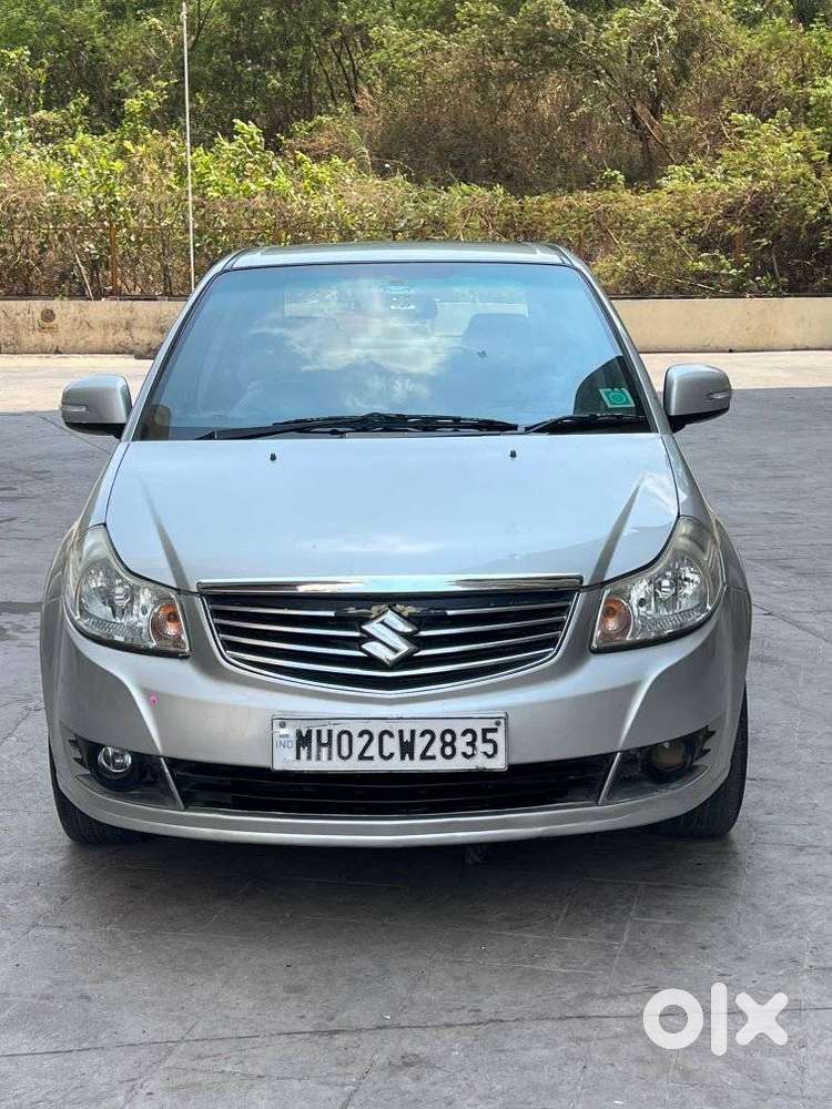 Maruti Suzuki Sx4 Zxi At Leather, 2013, Petrol