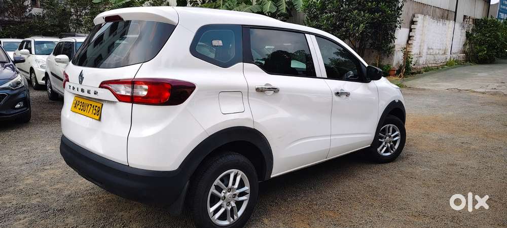 Renault Triber Rxl Easy-r Amt, 2024, Petrol