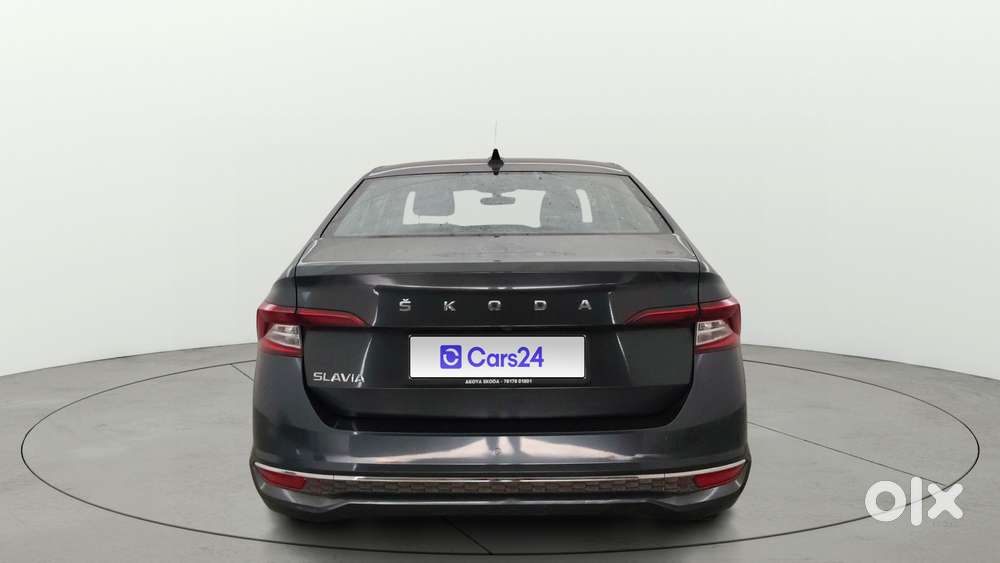Skoda Slavia 1.0 Tsi Style At, 2023, Petrol