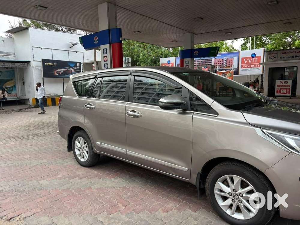 Toyota Innova Crysta 2018 Diesel Well Maintained