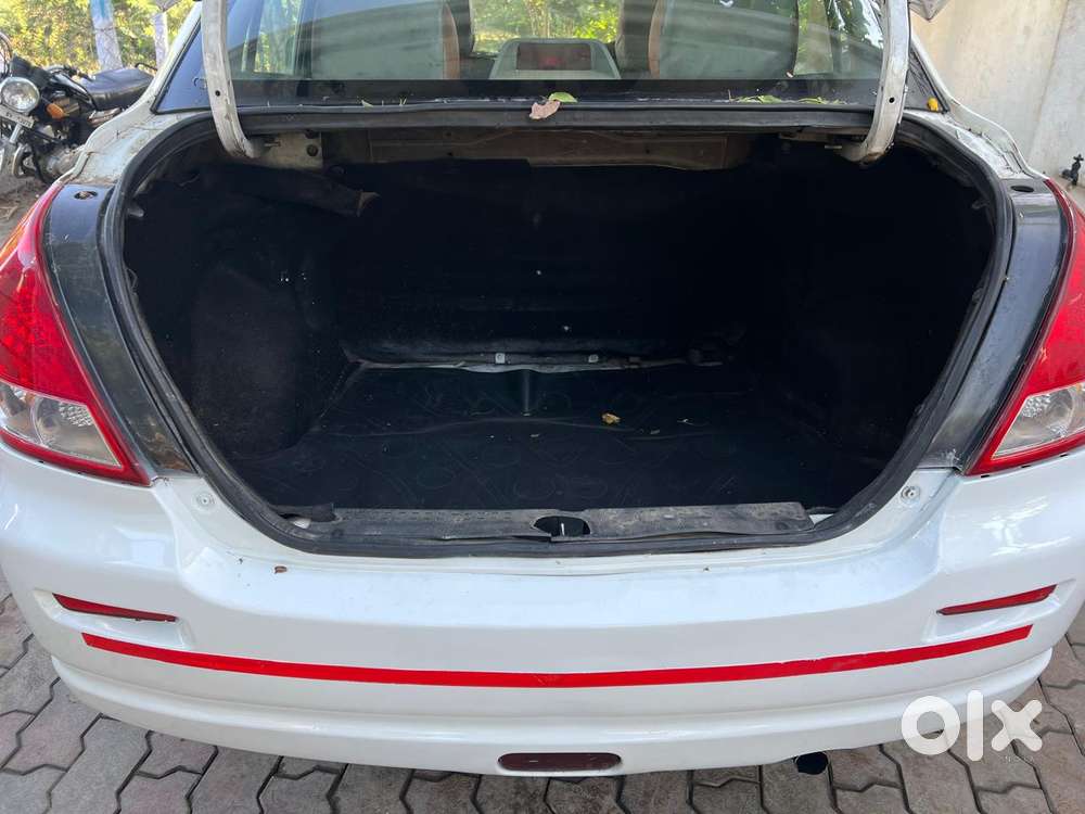 Maruti Suzuki Swift Dzire Tour Ldi, 2016, Diesel