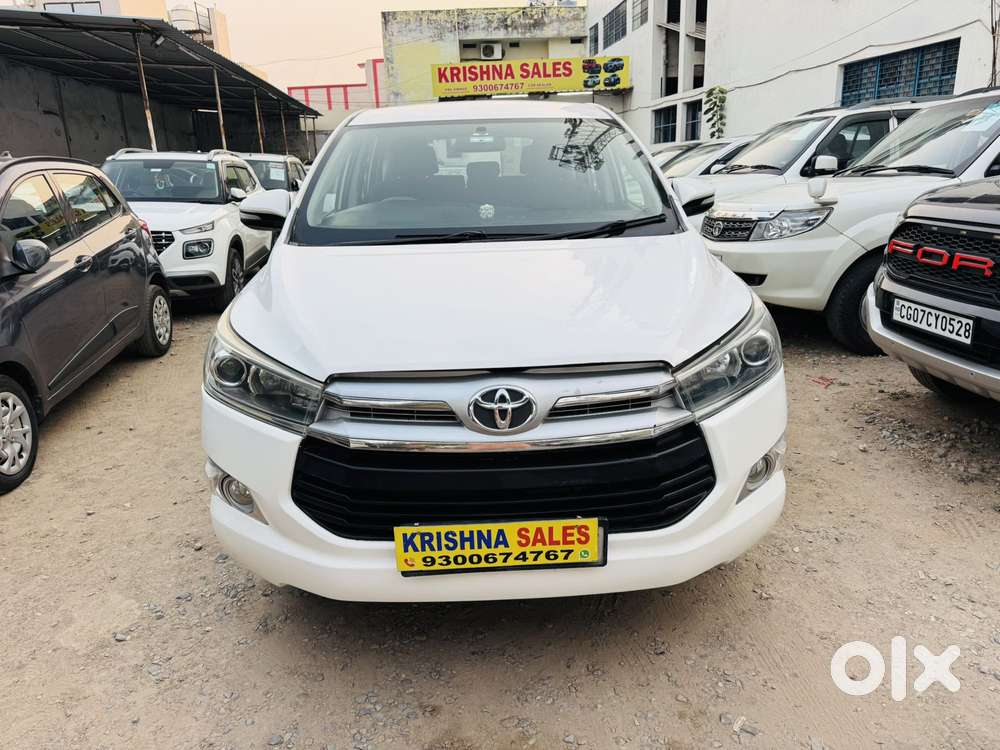 Toyota Innova Crysta 2.4 V 8 Str, 2017, Diesel