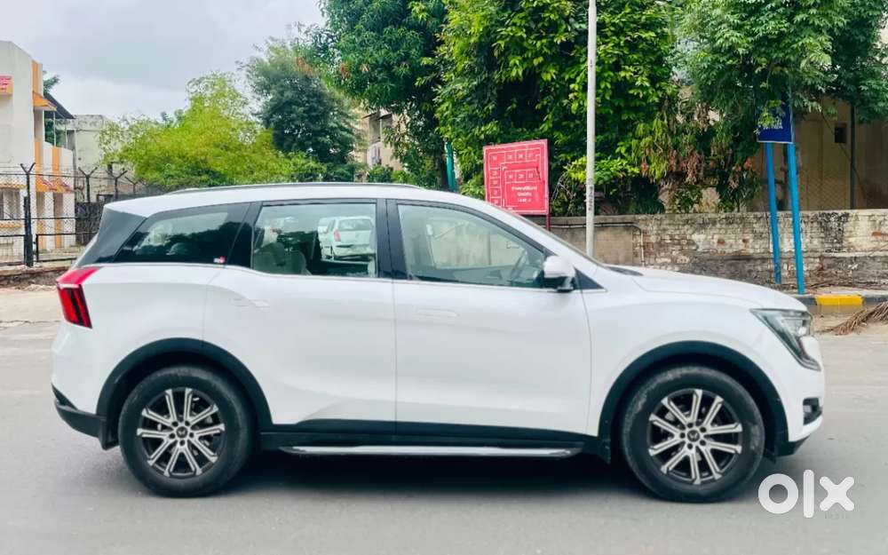 Mahindra Xuv700 2.0 Ax 7 Petrol At Luxury Pack Str, 2022, Petrol