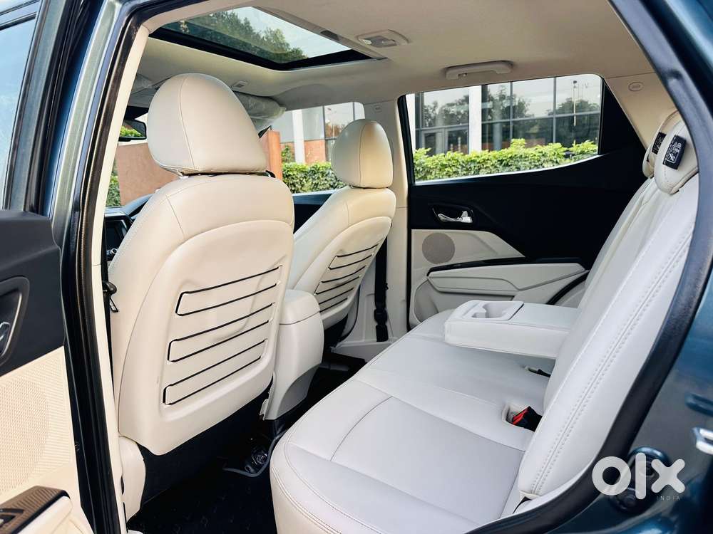 Mahindra Xuv300 W8 Diesel, 2021, Diesel