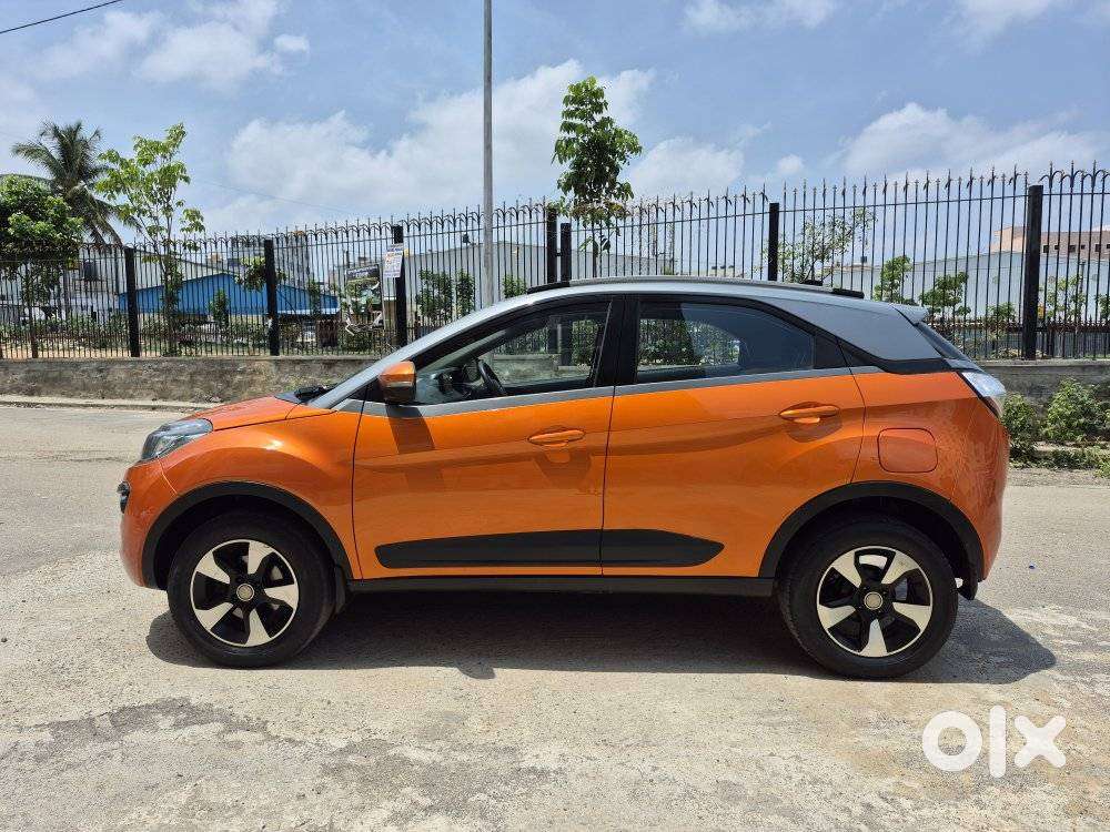 Tata Nexon 1.2 Revotron Xz Plus Dual Tone, 2019