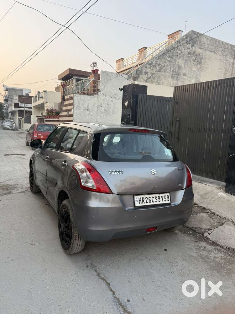 Maruti Suzuki Swift Vxi Abs Bsiv, 2015, Petrol