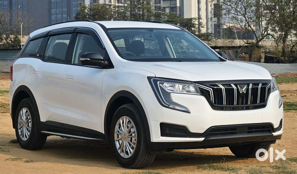 Mahindra Xuv700 Mx Diesel Mt 5 Str (e), 2023, Diesel