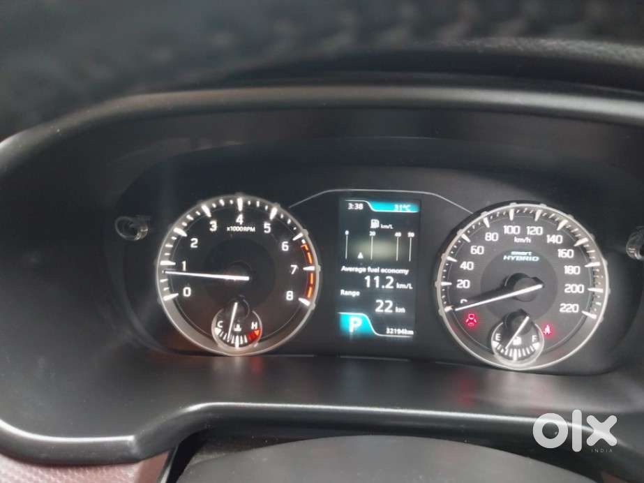 Maruti Suzuki Brezza 1.5 Zxi At Smart Hybrid, 2022, Petrol