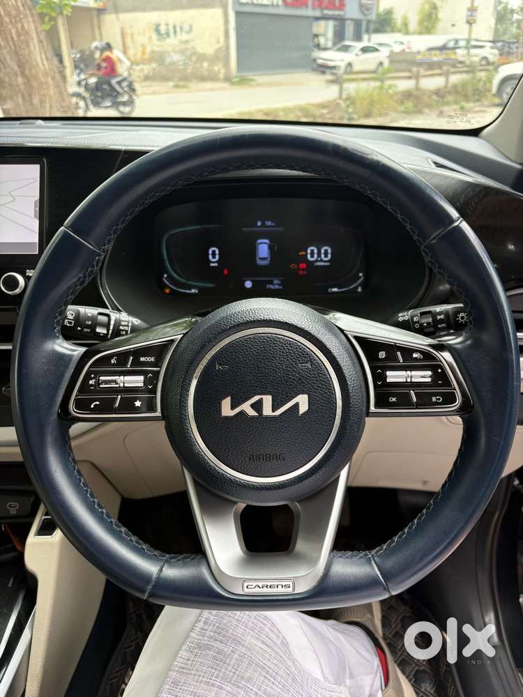 Kia Carens 1.5 Luxury Plus Diesel 6 Str, 2022, Diesel