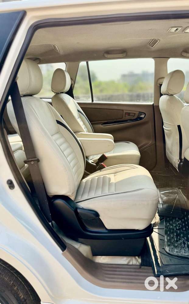 Toyota Innova 2.5 G (diesel) 7 Seater, 2015, Diesel