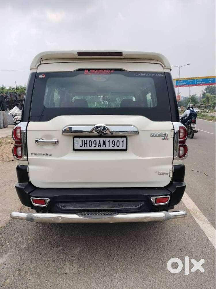 Mahindra Scorpio S3 9 Seater – Good Condition