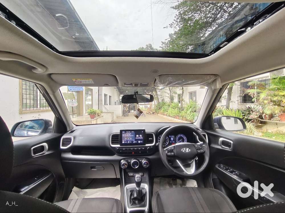 Hyundai Venue 1.0 Sx (o) Turbo Imt, 2022, Petrol