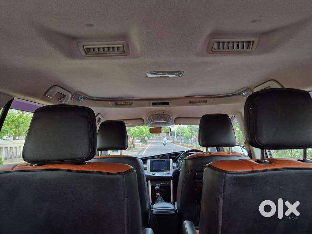 Toyota Innova Crysta 2.4 V 2020