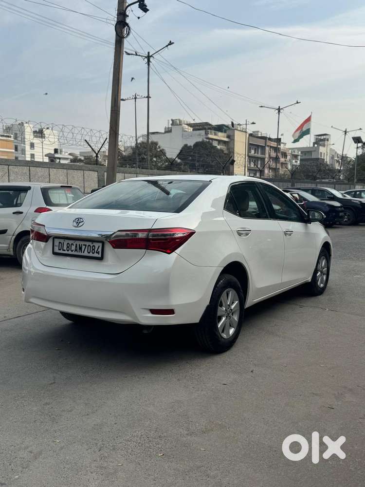 Toyota Corolla Altis G At, 2016, Petrol
