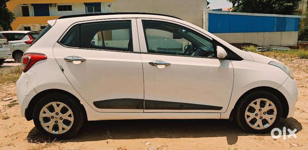 Hyundai Grand I10 2013-2016 Sportz, 2014, Petrol