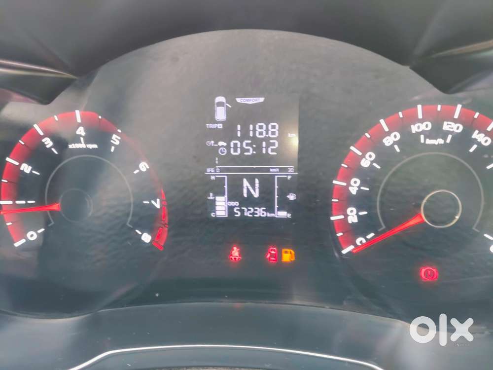 Mahindra Xuv300 W6, 2023, Cng & Hybrids