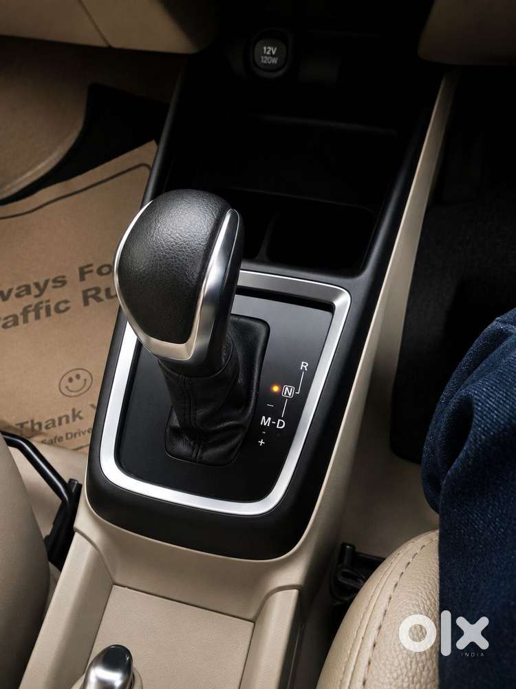 Maruti Suzuki Swift Dzire Amt Zxi, 2018, Petrol