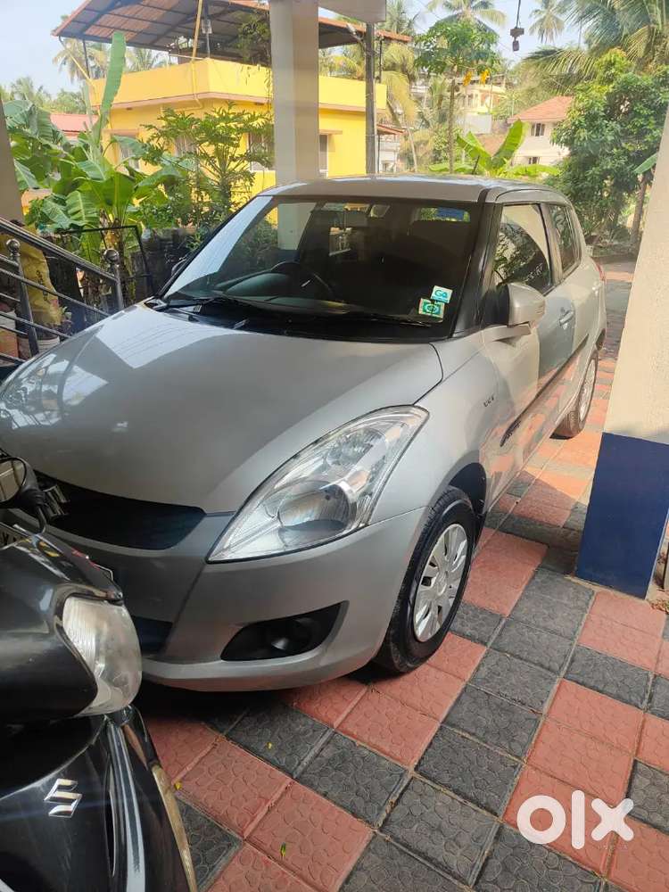Maruti Suzuki Swift 2012 Petrol
