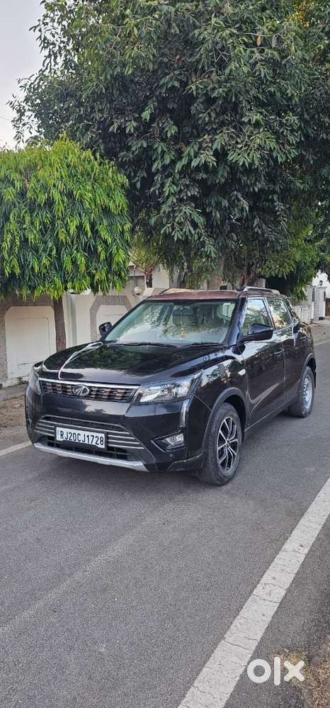 Mahindra Xuv300 Turbosport W4, 2022, Petrol